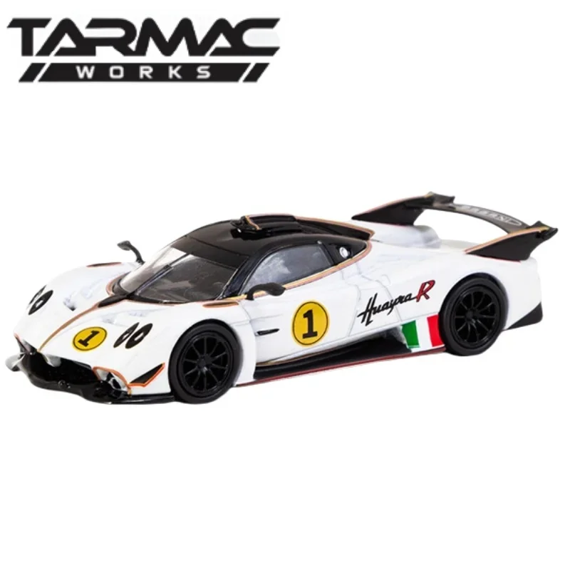 Miniature scale model 1:64 Pagani Huayra R1 diecast alloy car model Boys toy Collection Gifts Display gifts for children.