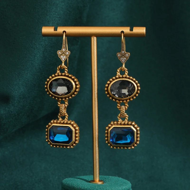 

Vintage Black Oval Crystal Square Blue Crystal Drop Korean Earrings for Women Antique Jewelry Gold Color Gifts for Women Useful