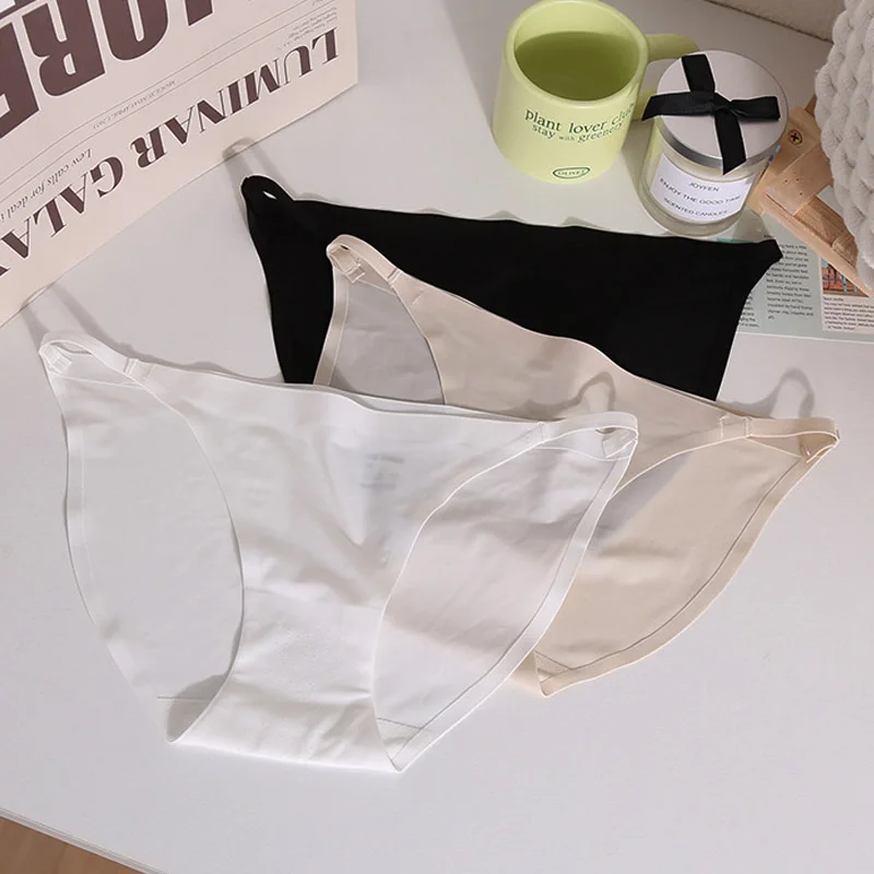 3pcs Simple Sexy Women Panties Japanese Version Seamless Low Waist Underwear Solid Briefs Female Underpants Ladies Lingerie