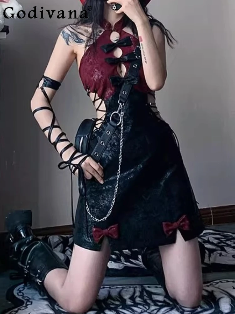 

Chic Unique Sexy Lace-up Backless Hollow Sweet Bow New Chinese Cheongsam Dress Summer Personality Girl Halter Neck Short Dresses