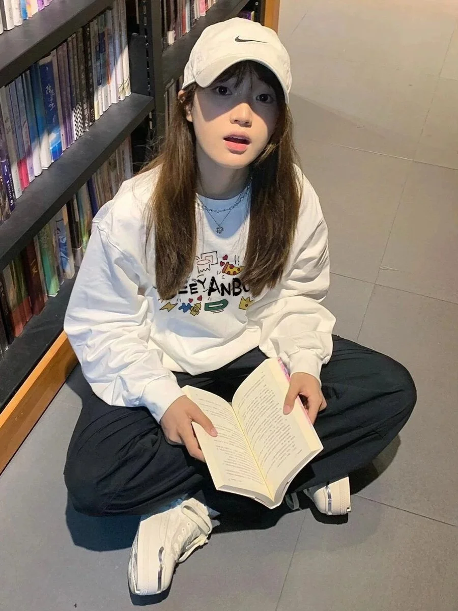Cotton Long Sleeve T-Shirt Graffiti Letter Print Casual Student Top White Cute Doodle Autumn Winter Versatile Pure Cotton rou...