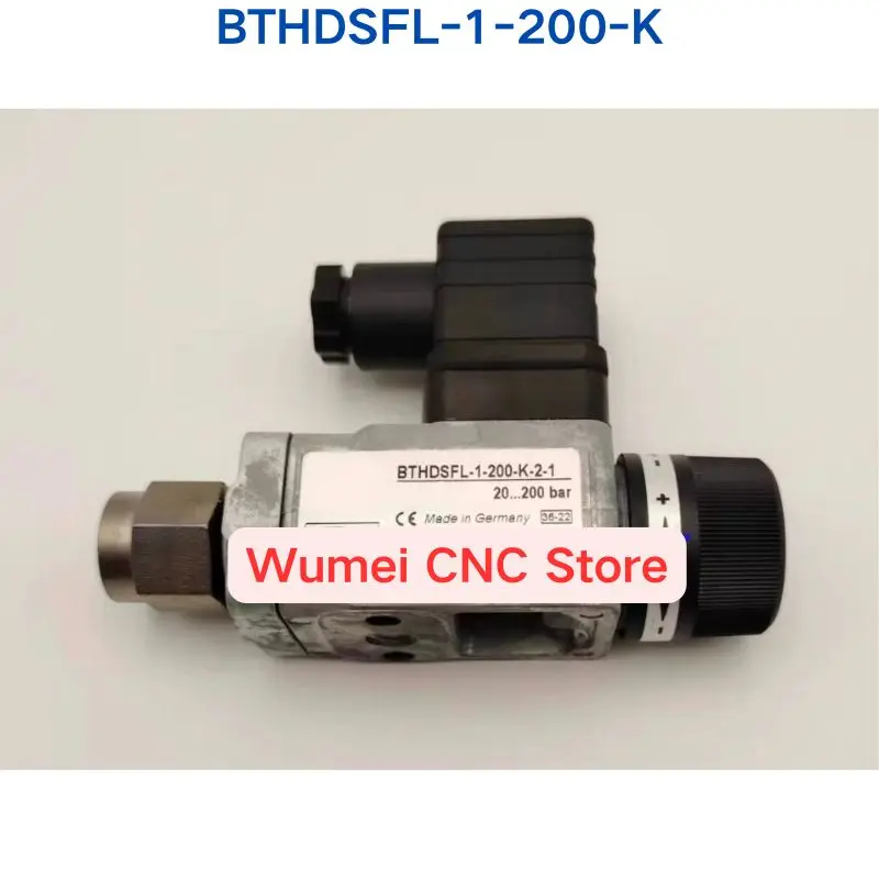 

Brand new original Differential pressure switch BTHDSFL-1-200-K