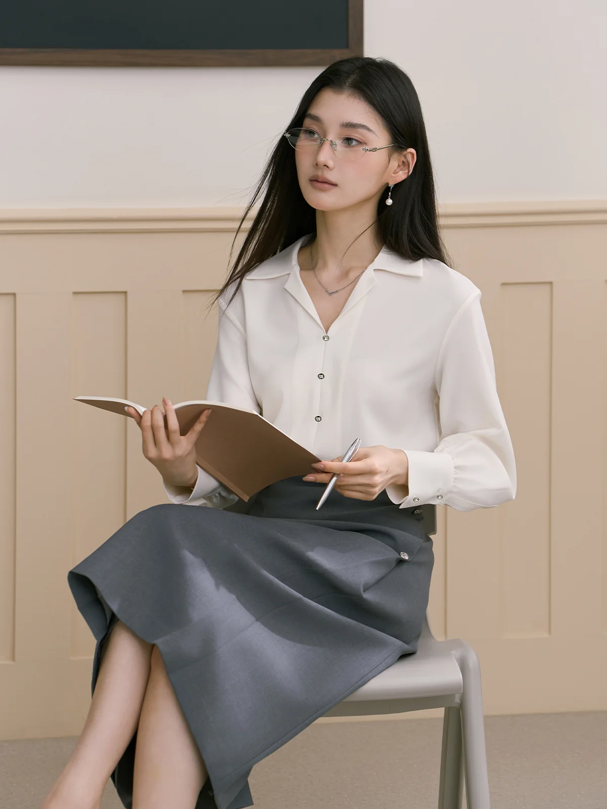 

Белая женская блузка с длинным рукавом для офиса, собеседований и повседневной носки, премиум-класса, от Miss Bird