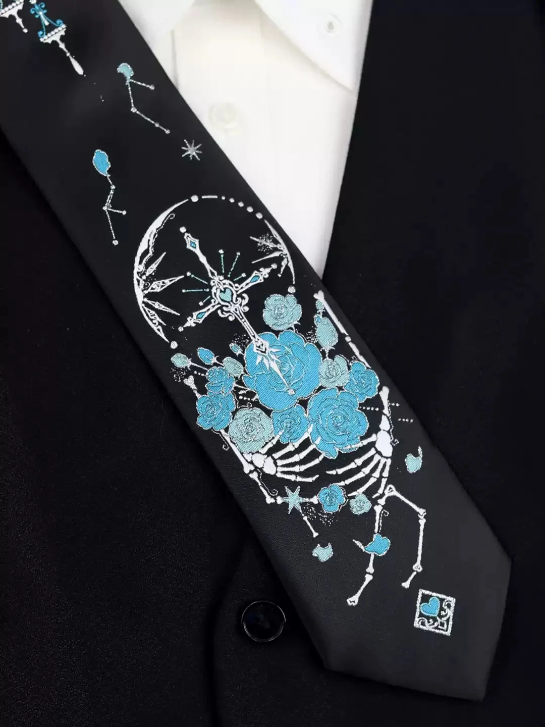 

Оригинальный дизайн, рубашка JK, черный галстук, синяя роза, вышивка, панк, индивидуальный готический галстук для мужчин и женщин, аксессуары