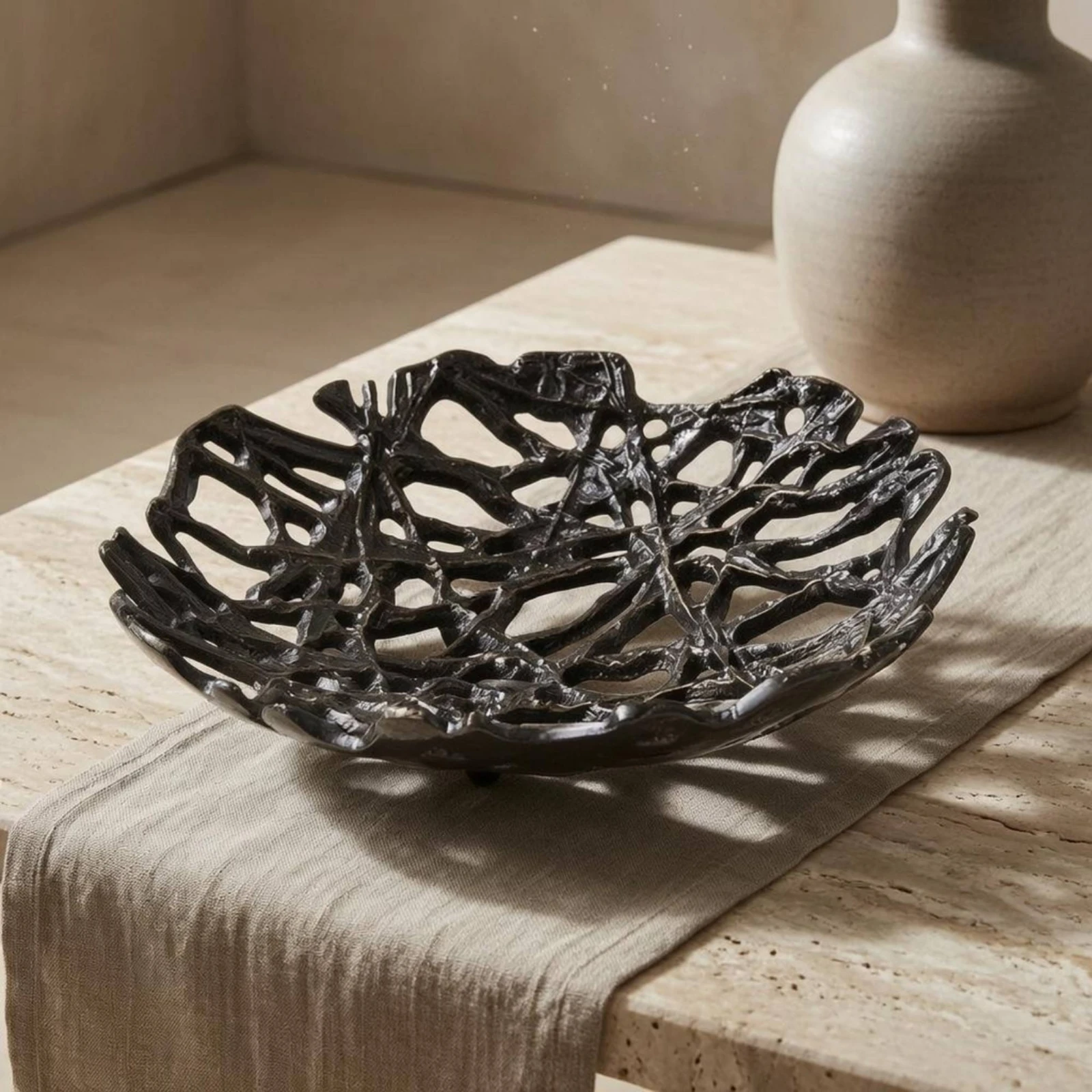 Cast Aluminum Fruit Tray Raised Edges Decorative Fruit Tray Home Decor Object Sturdy Material House Decoration