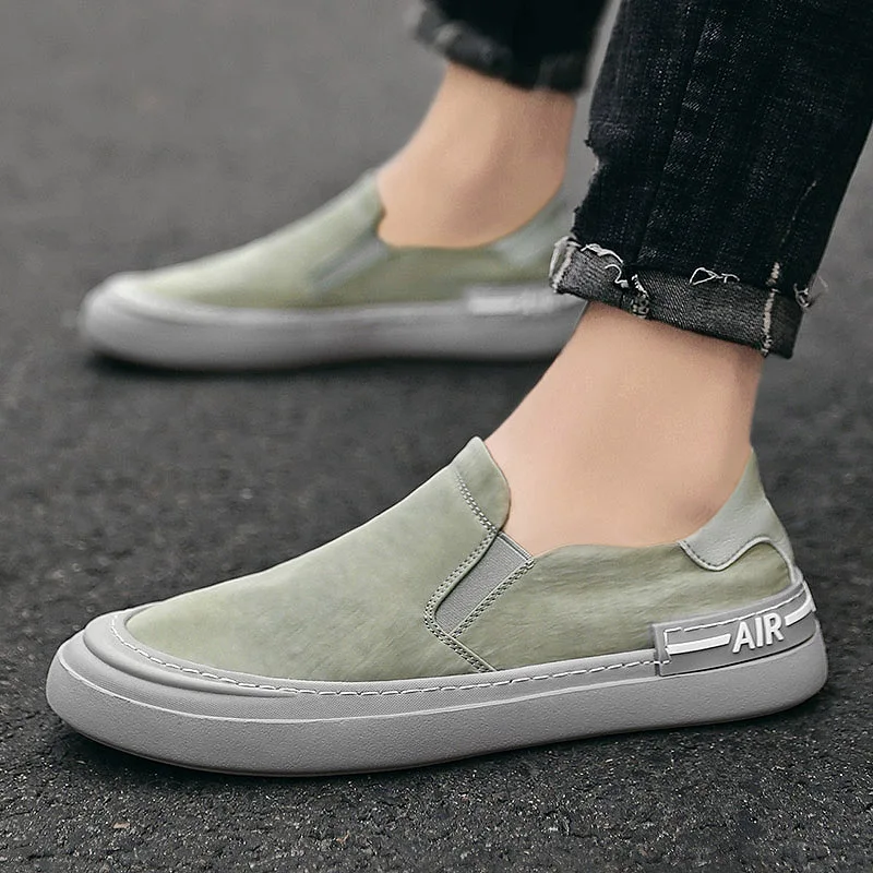 2021 Summer Men Sneakers Light Ice Silk Cloth scarpe Casual uomo scarpe basse da passeggio traspiranti mocassini uomo Zapatillas Hombre