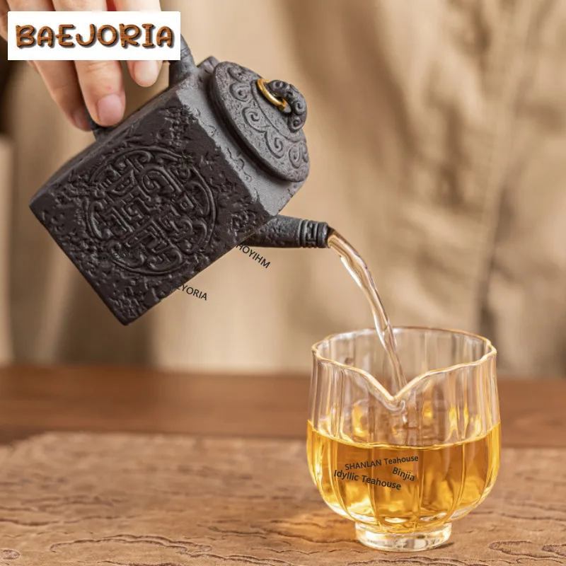 BAEJORIA 125ml Handmade Black Gold Teapot Exquisite Square Dragon Teapot With Filter Luxury Pot Tea Soaking Kettle Drinkware