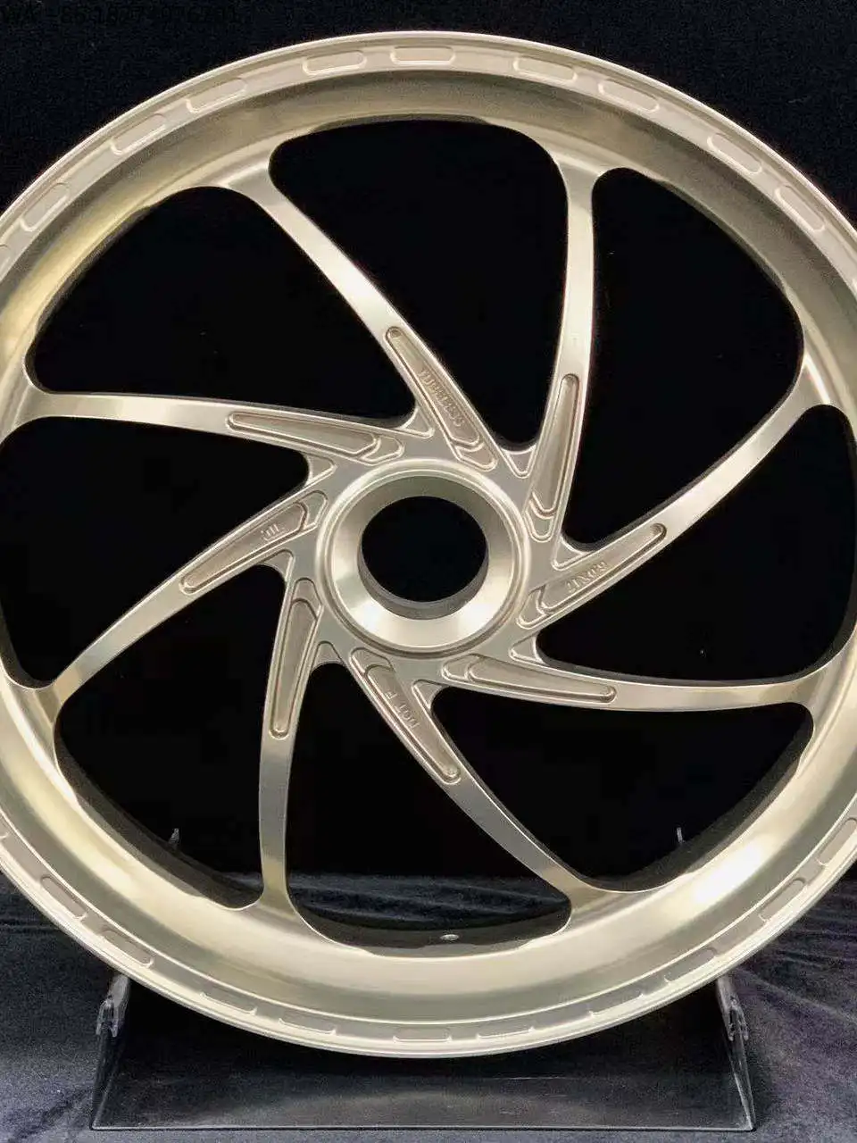 

CNC Aluminum Alloy T6 Customized Accept Lightweight Supplier High Quality Modified Forged for DUCATI PANIGALE V4 Hub Wheels