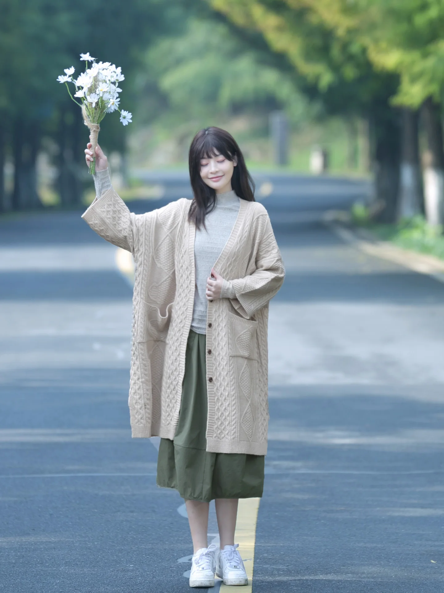 

Женский вязаный кардиган из шерсти цвета хаки, средней длины, с V-образным вырезом, на пуговицах, для повседневной носки, модный, с рукавом 3/4, для отдыха и досуга