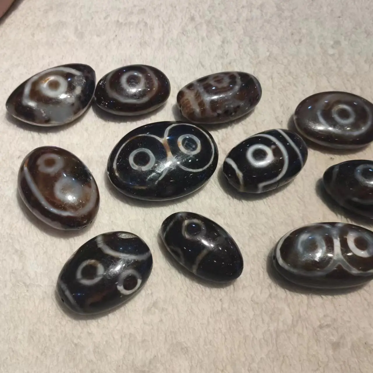 

1pcs/lot natural eye pattern old agate big dzi ornament Collectibles exquisite Round roll Ethnography jewelry beads amulet taki