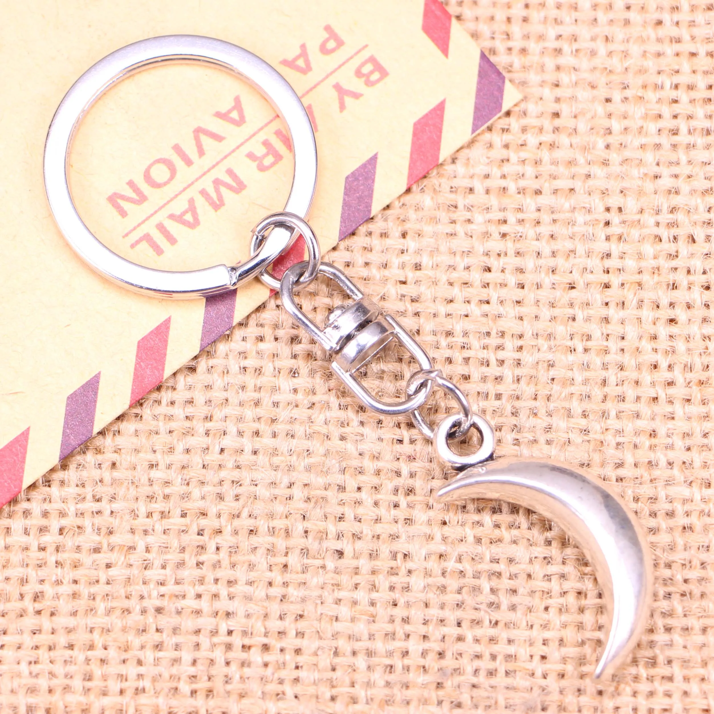 20pcs New Fashion Keychain 31x14mm Moon Pendants DIY Men Jewelry Car Key Chain Ring Holder Souvenir For Gift