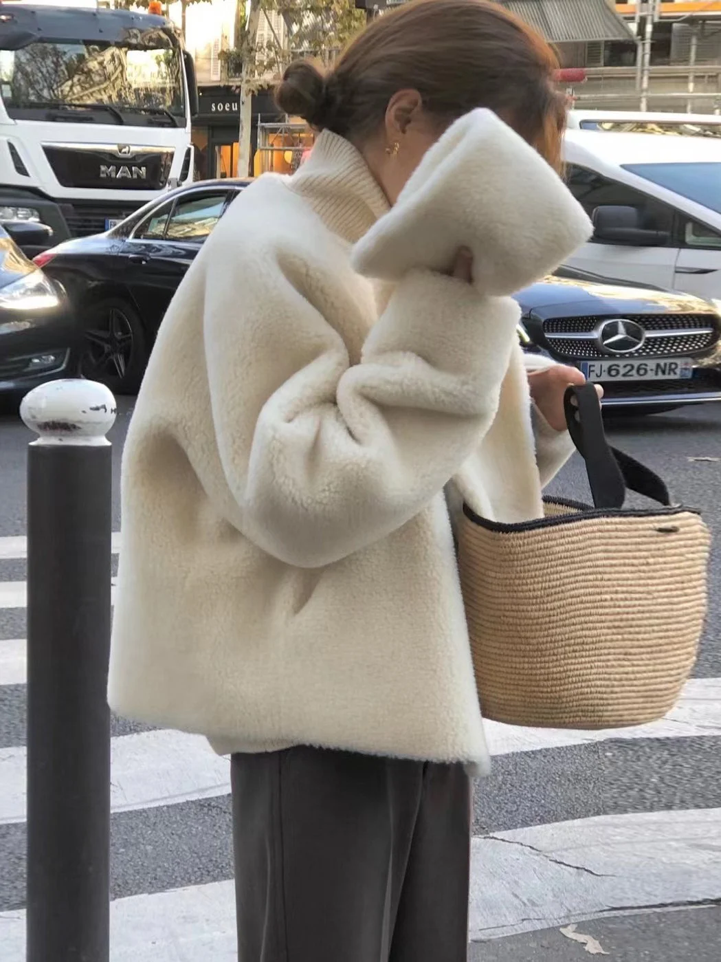 

Charming Lamb Fur Jaet Women's Sle Coat And Scarf Set Dongda Gate Fre Cute Age Reduction Leather Fur Inteated Outerwear