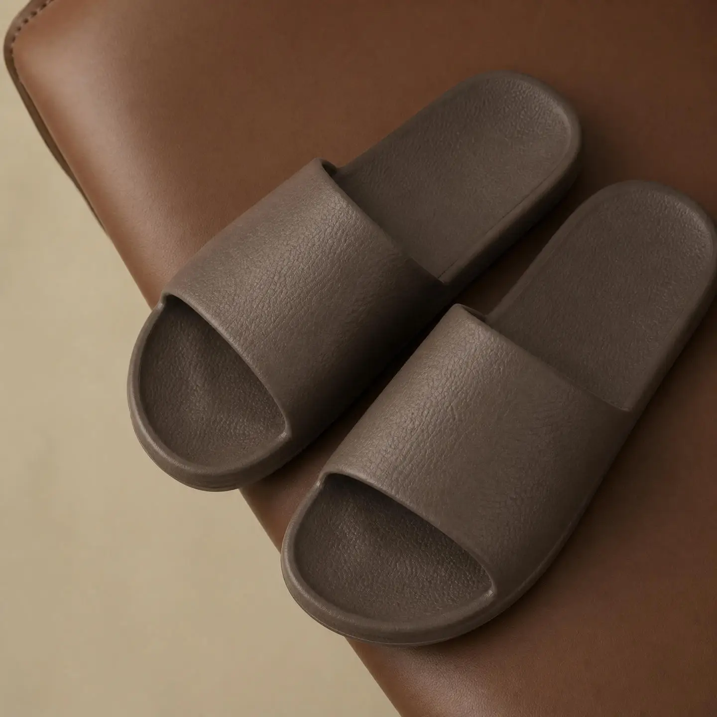 Men Faux Leather Texture EVA Slides Minimalist Solid Color Soft Non-slip Household Fashion Slippers