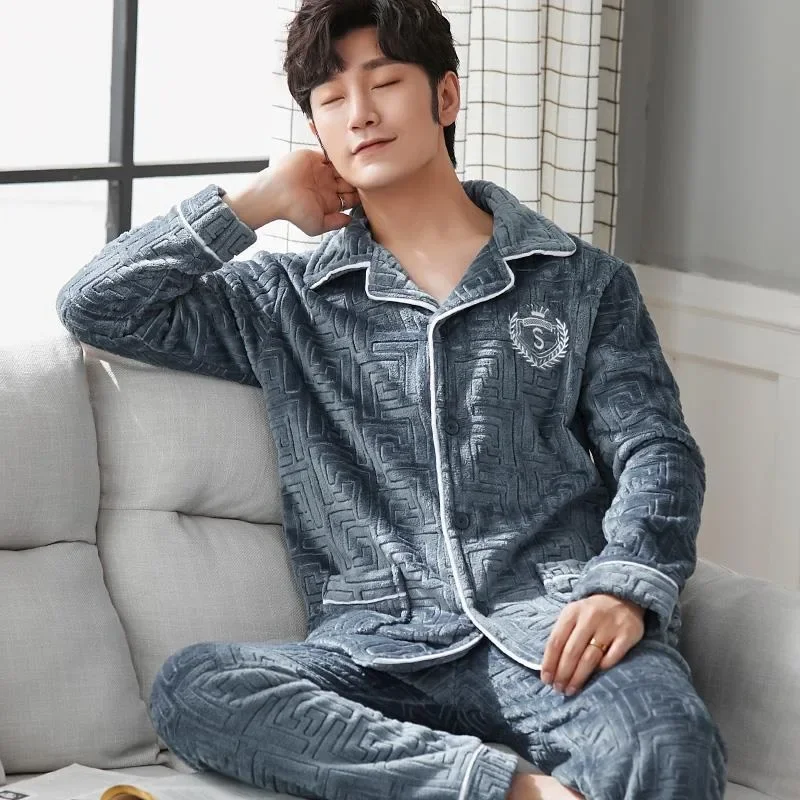 

2024 New Coral Velvet Pajamas Men's Winter Plus Thickened Velvet Loungewear Warm Autumn V-neck Loose Flannel Homewear Suit