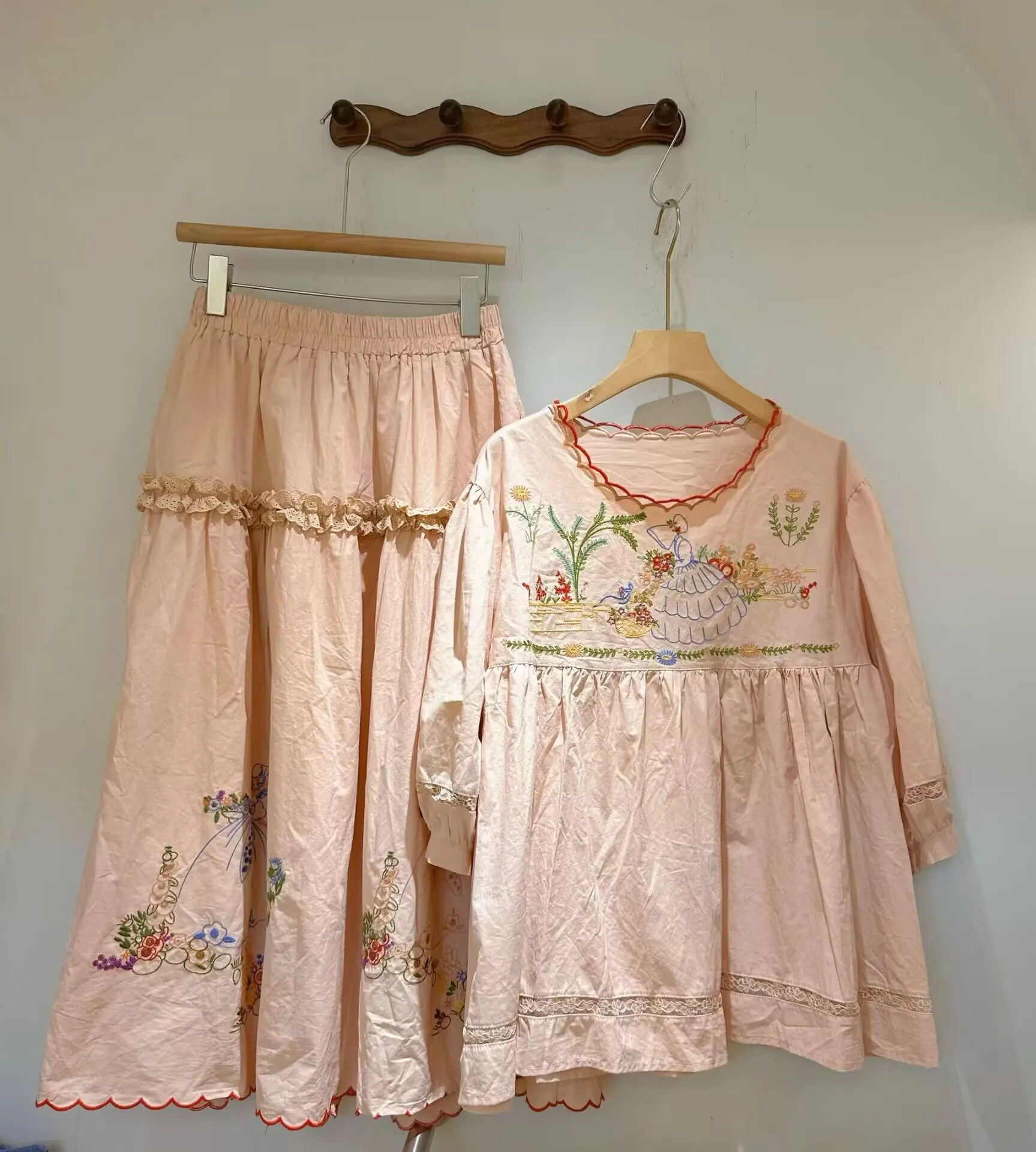 

Pink Color Summer Elastic Waist A-Line Skirt Women's Loose Fit Skirt Retro Floral Embroidery Cotton Blouse Shirt