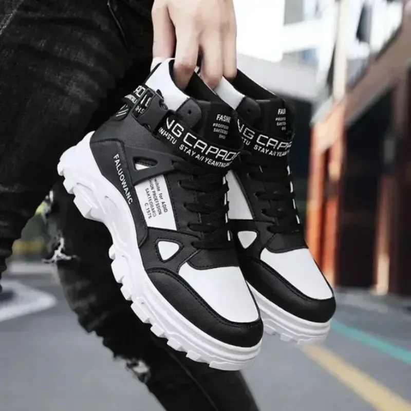 Men's Boots Fashion High-top Casual Sneakers 2026 Autumn Motorcycle Boots Lace Up Platform Shoes for Men Plush Warm Winter Boot