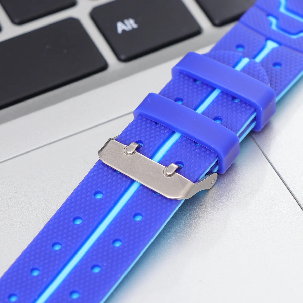 

2Pcs Silicone Watch Strap Phone Replacement Band Durable Comfortable Wearable for Blue Green Replacement Strap