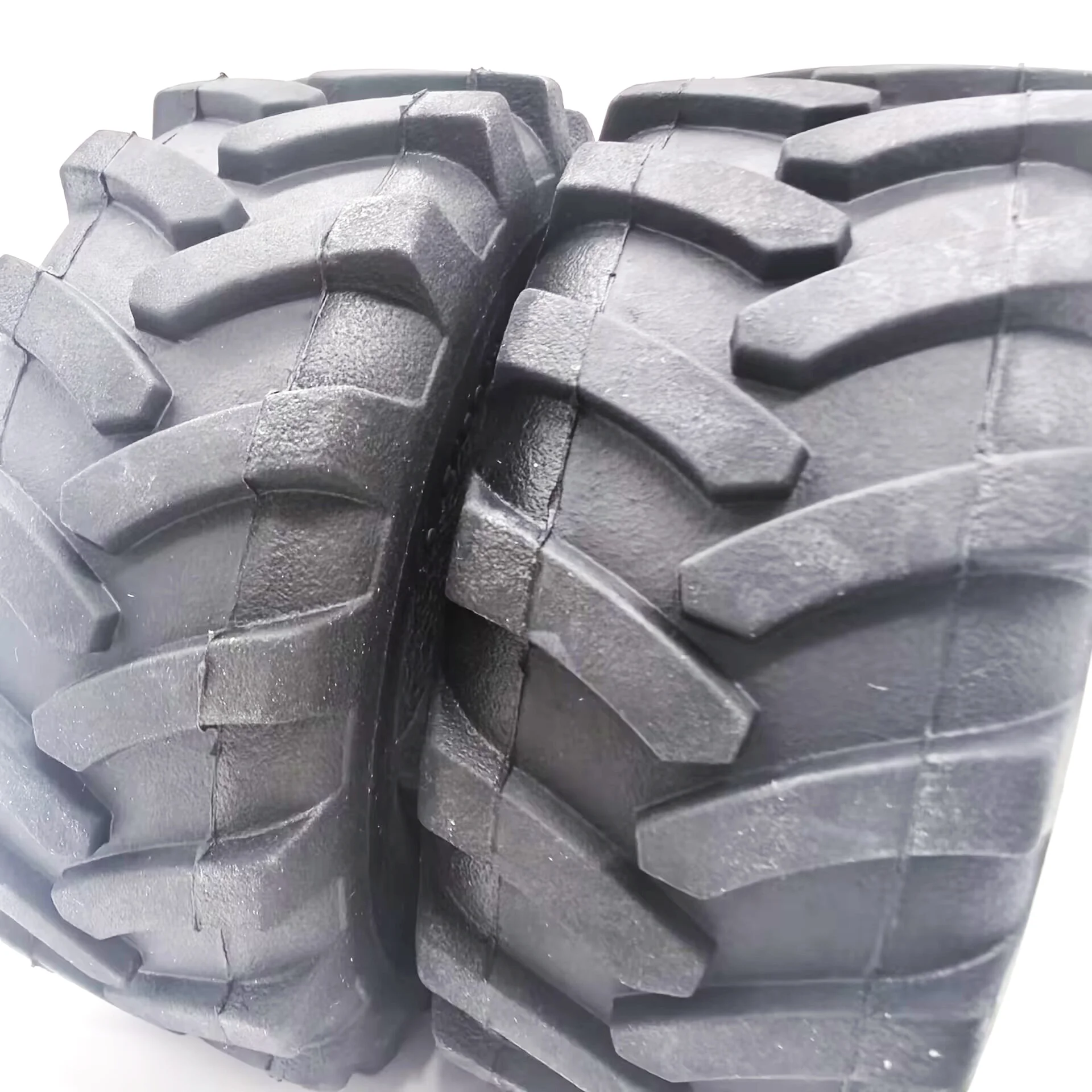 

Nooxion 1/14 For Tamiya Magic Bean Model Herringbone Pattern Tire Truck Model Tire Climbing Car Tire Hydraulic