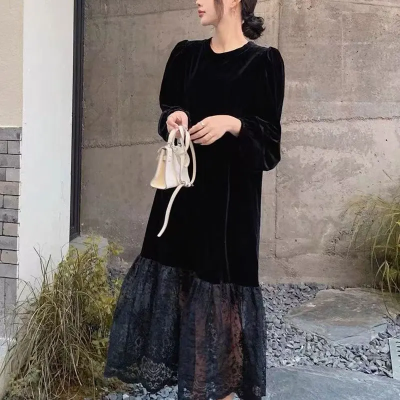 French Style Long Sleeve Velvet Dresses Women's Clothing Fashion Elegant Lace Patchwork Autumn Casual Basic O-Neck Long Dress