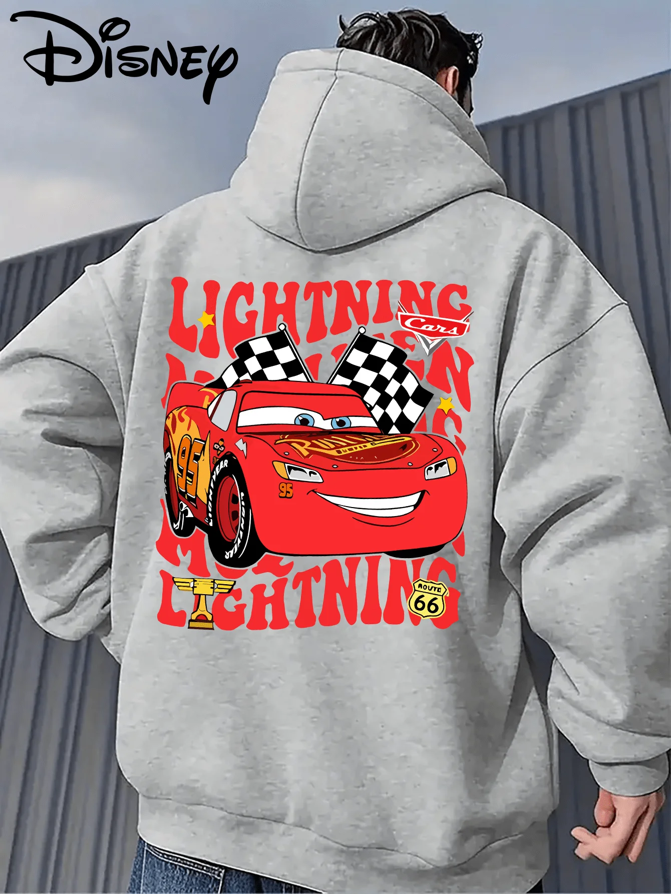 Felpa con cappuccio Disney Cars Lightning McQueen Felpa pullover con stampa grafica da corsa Giacca da strada casual in pile autunno/inverno rilassata