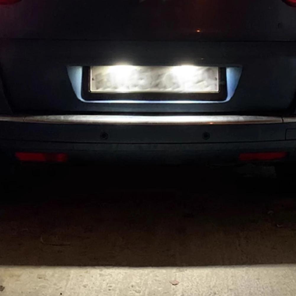 1/2 قطعة سيارة LED رقم الترخيص لوحة ضوء لبيجو 207 RCZ 307 308 406 407 508 4008 5008 خبير لسيتروين C2 C3 C4 C5 C6 C8