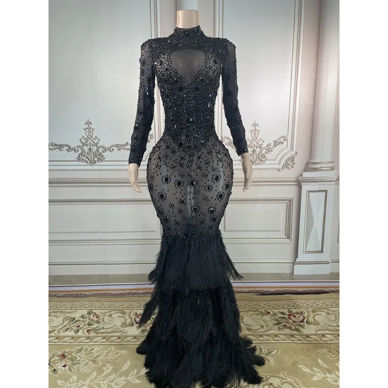 الأحمر الماس ريشة القلب تألق الأحمر الماس ريشة درب حجر الراين فستان حفل زفاف Vestidos De Noche Elegante De Lujo