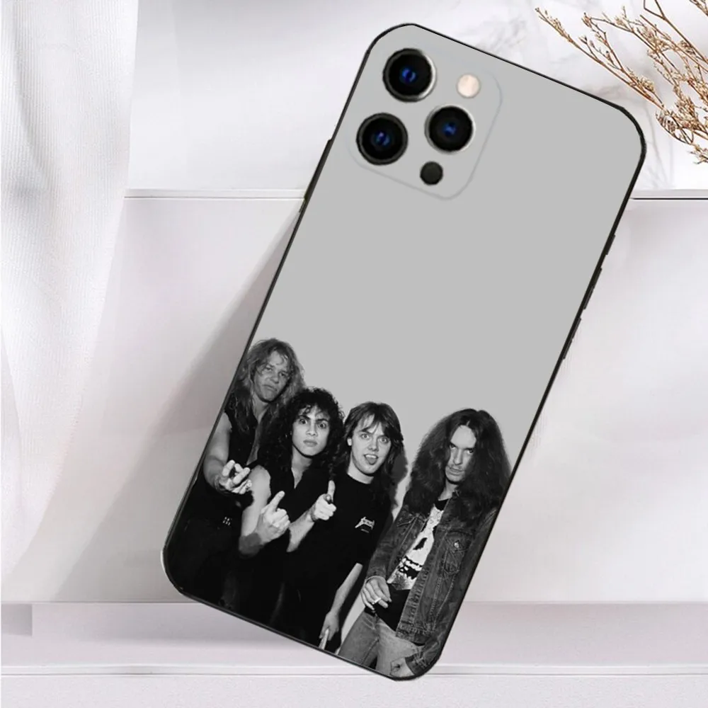 72 SeasonS M-Metallicas  Phone Case For iPhone 16,15,14,13,12,11 Plus,Pro Max,XS,X,XR,SE,Mini,8,7plus,Soft Silicone,Black Cover