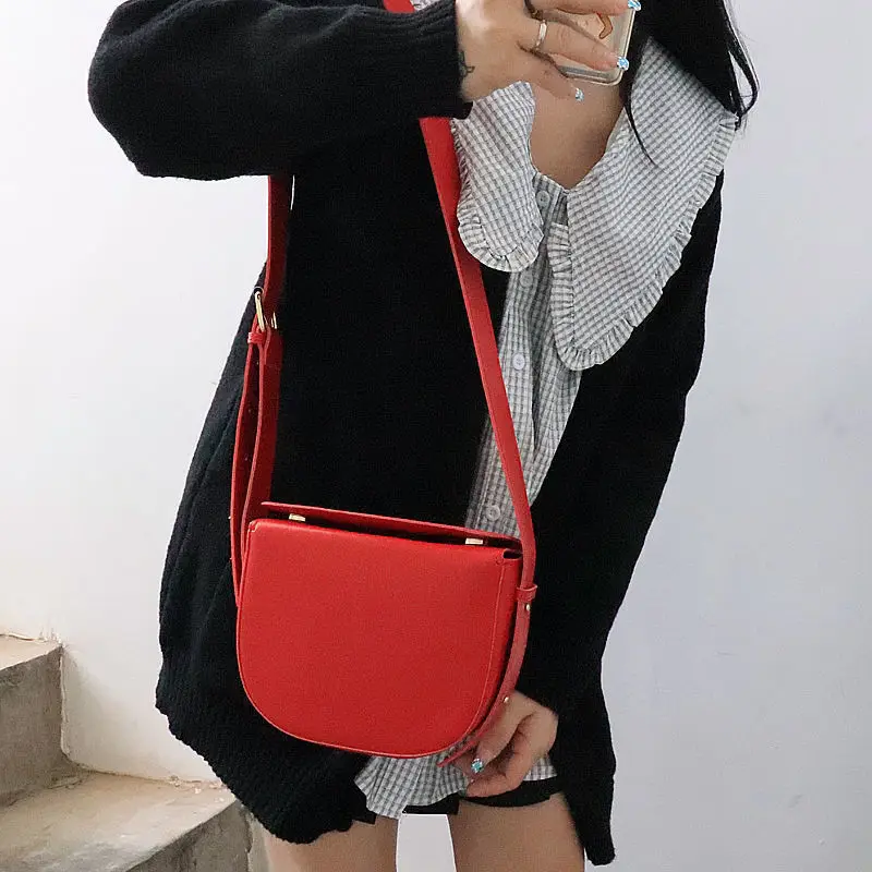 Crossbody Bags for Women Luxury Designer Wide Shoulder Strap Red Wedding Handbags 2023 Autumn New All-match Shoulder Bag