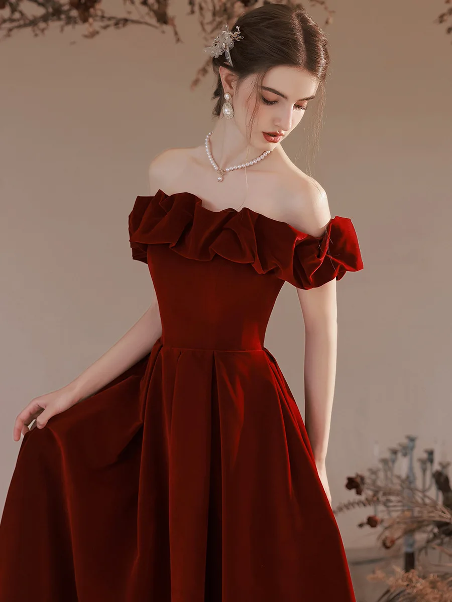 Autumn Winter Velvet Formal Evening Party Dress Sexy Burgundy Off Shoulder A-Line Maxi Dress Retro Princess Vestidos De Festa