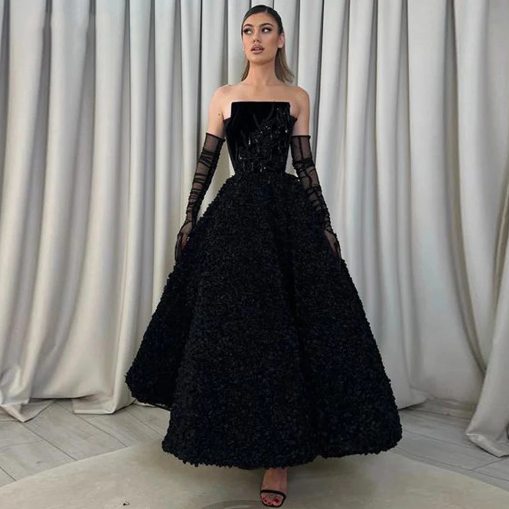 

Black Satin Prom Dresses 2023 A-Line Women Boat Neck Lace Appliques Floor Length Evening Gowns Formal Occasion Robes De Soirée