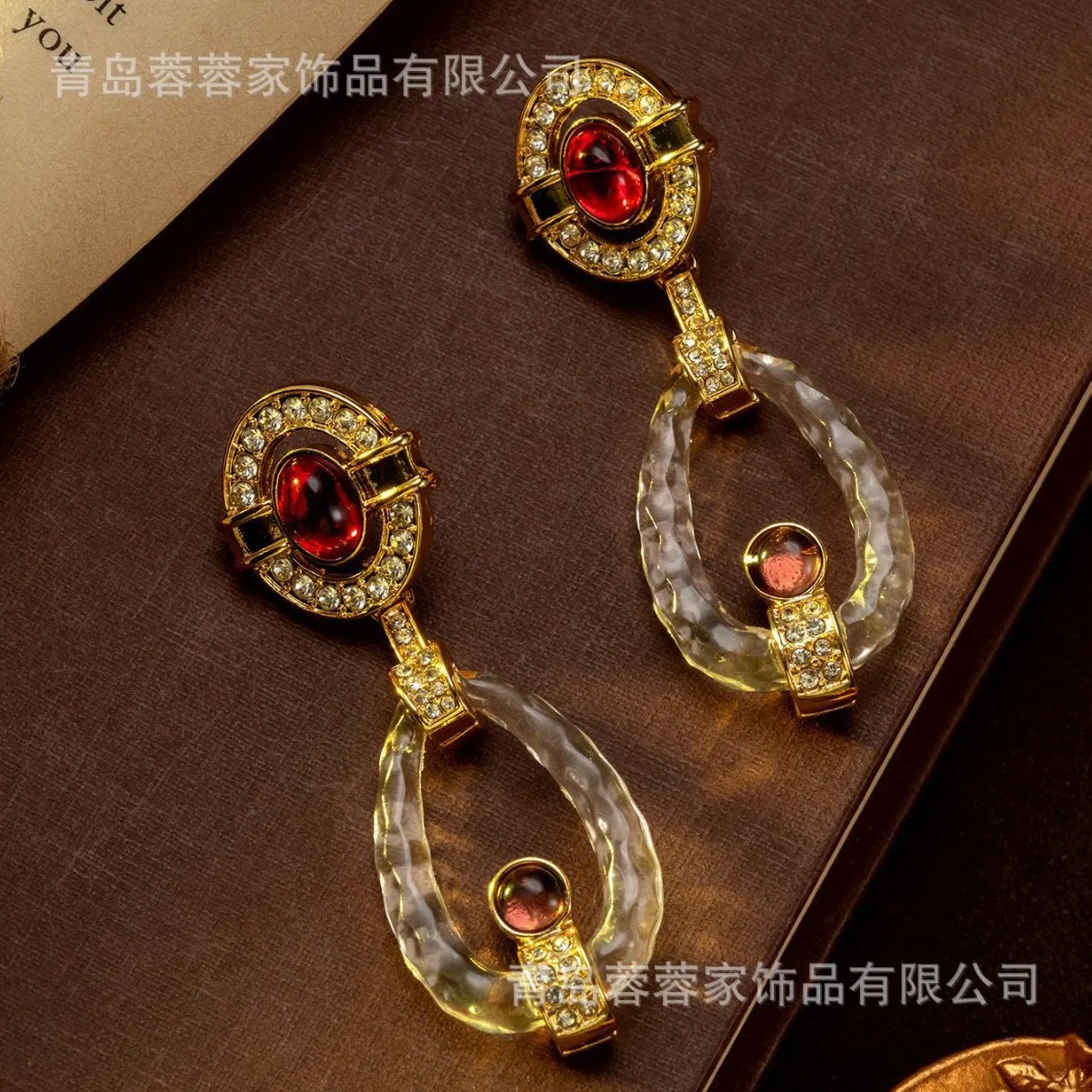 أقراط كلاسيكية متعددة الاستخدامات من الزجاج المتعثر مع أقراط الماس #4