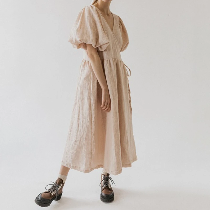 

2025 Summer V-neck Short-sleeved Lace-up Dress French Commuter Women's Solid Color Dress