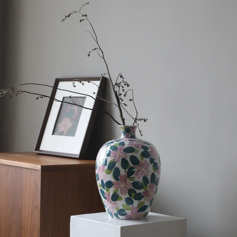 PYH blau-weiße Porzellan-Keramikvase, neue chinesische Tischdekoration, mit einem gehobenen, künstlerischen Stil.