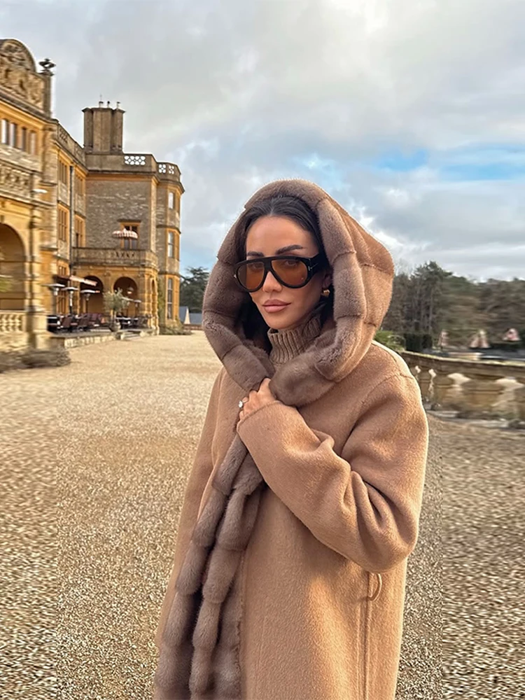 2025 New Fashion Winter Fur Collar Cashmere Wool Jackets Women Belted Over The Knee Long Fur Woolen Blends Coats