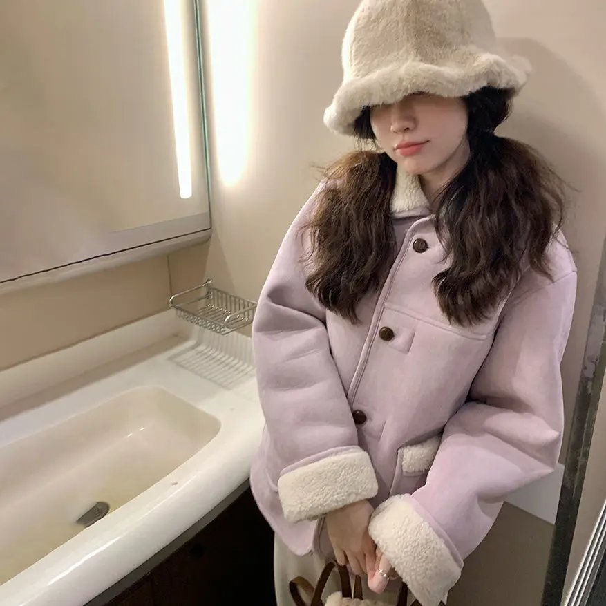 

2025 Fall/Winter Korean Style Shearling Jacket Women's Suede & Lamb Wool Blend Bomber Chic Two-Tone Outerwear with Faux Fur Trim