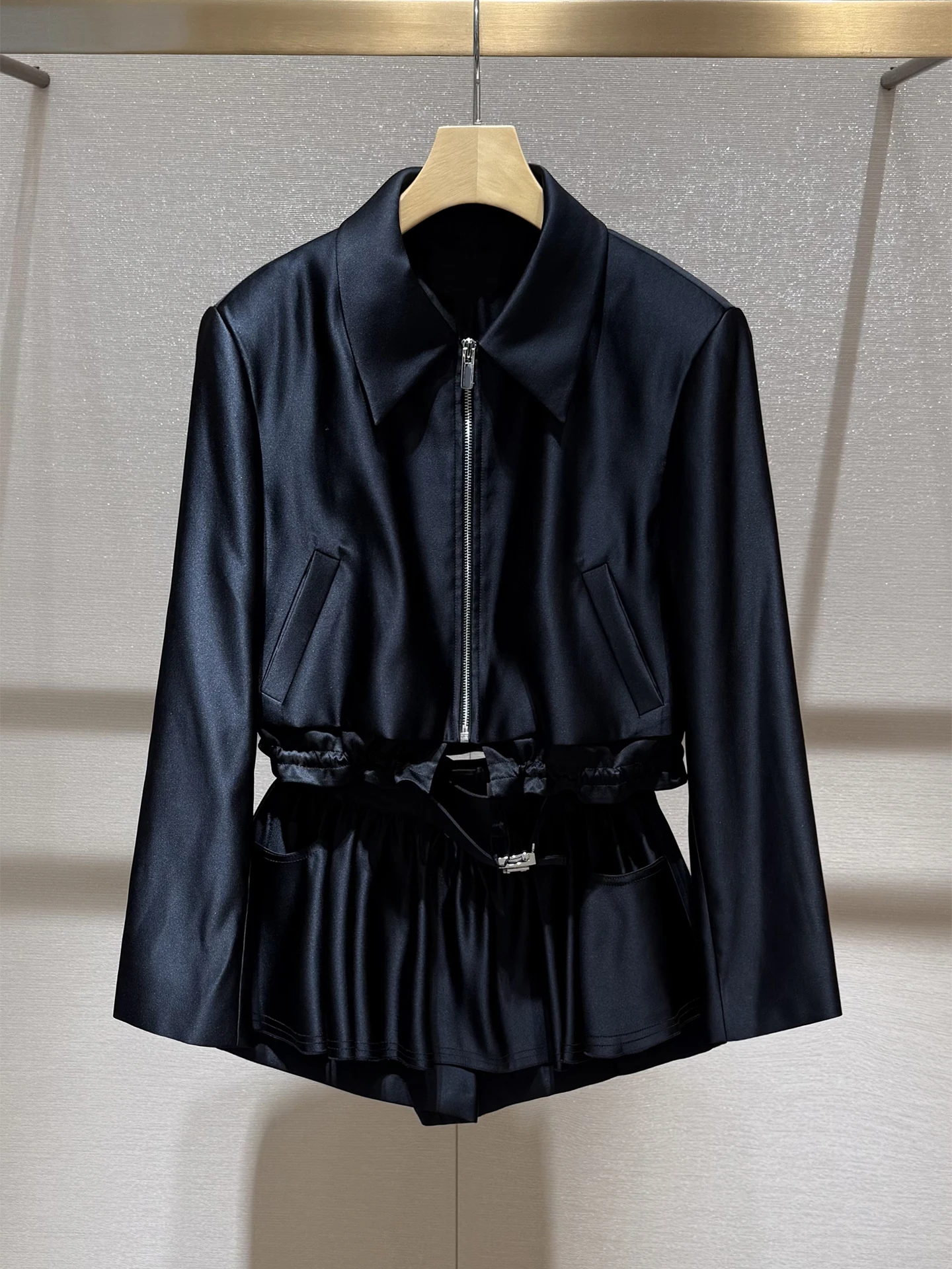 

Casual Sle Two-Piece Set Bla Long Sve irt And Wide Leg Pants Autumn Faion Outfit Polyester Fiber Zipper Decor...