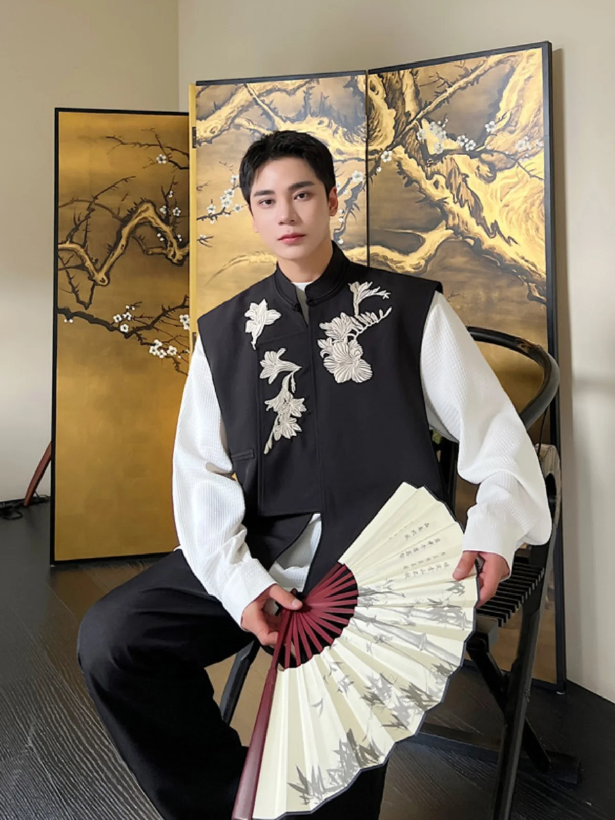 

Retro Chinese Sle Embroidered Blue Vest Men's Outerwear Faion St Trendy Crop Top Casual Loose Fit Autumn Wear