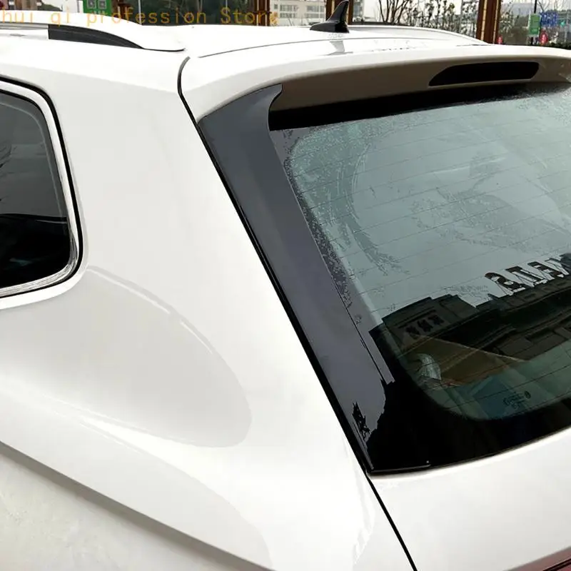Paar Seitenfenster-Akzente in glänzendem Schwarz mit Detail des hinteren Viertels für den MK2 2017 H8WE – Detail 3