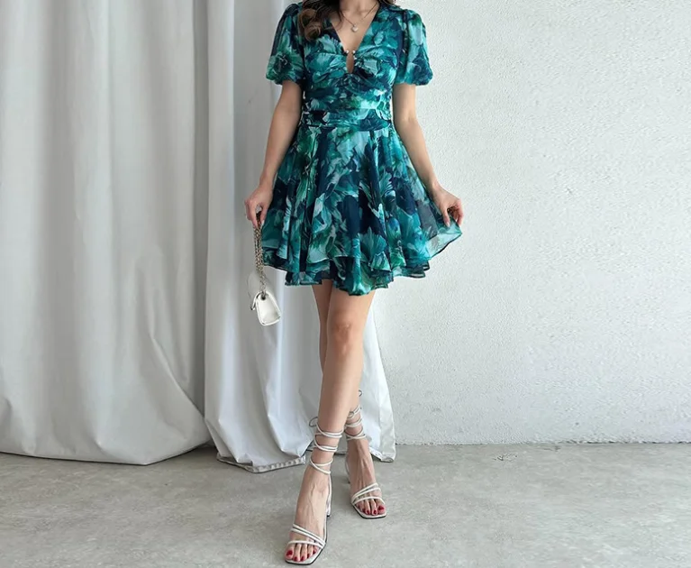 

Women's Dress 2025 Spring and Summer Latest Style V-Neck Low Cut Slim Fit Splicing Short Sleeve Skirt Printed A-Line Dress