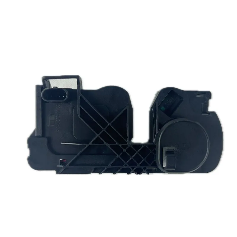 2468700558 For Mercedes-Benz W246 W447 Cover Lock A246 870 05 58