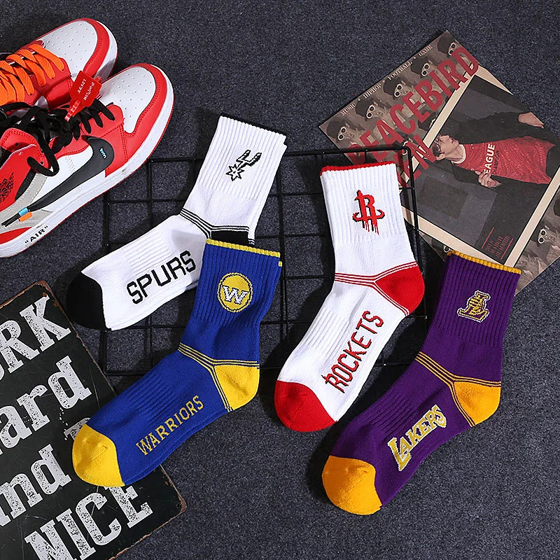 Basketball socks mid-barrel cotton sweat-absorbing sports socks badge basketball socks tide men\'s must-have socks