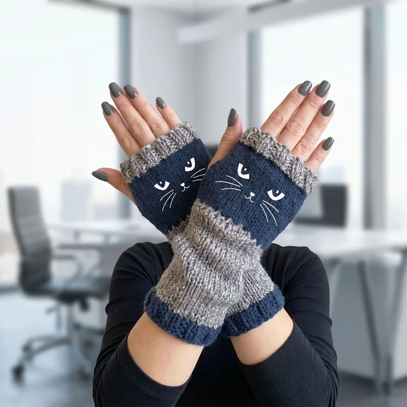 Premium Childrens Winter Warm Splicing Embroidery Fashion Gloves Soft Thickened Thermal Outdoor Handwear for Cold Weather