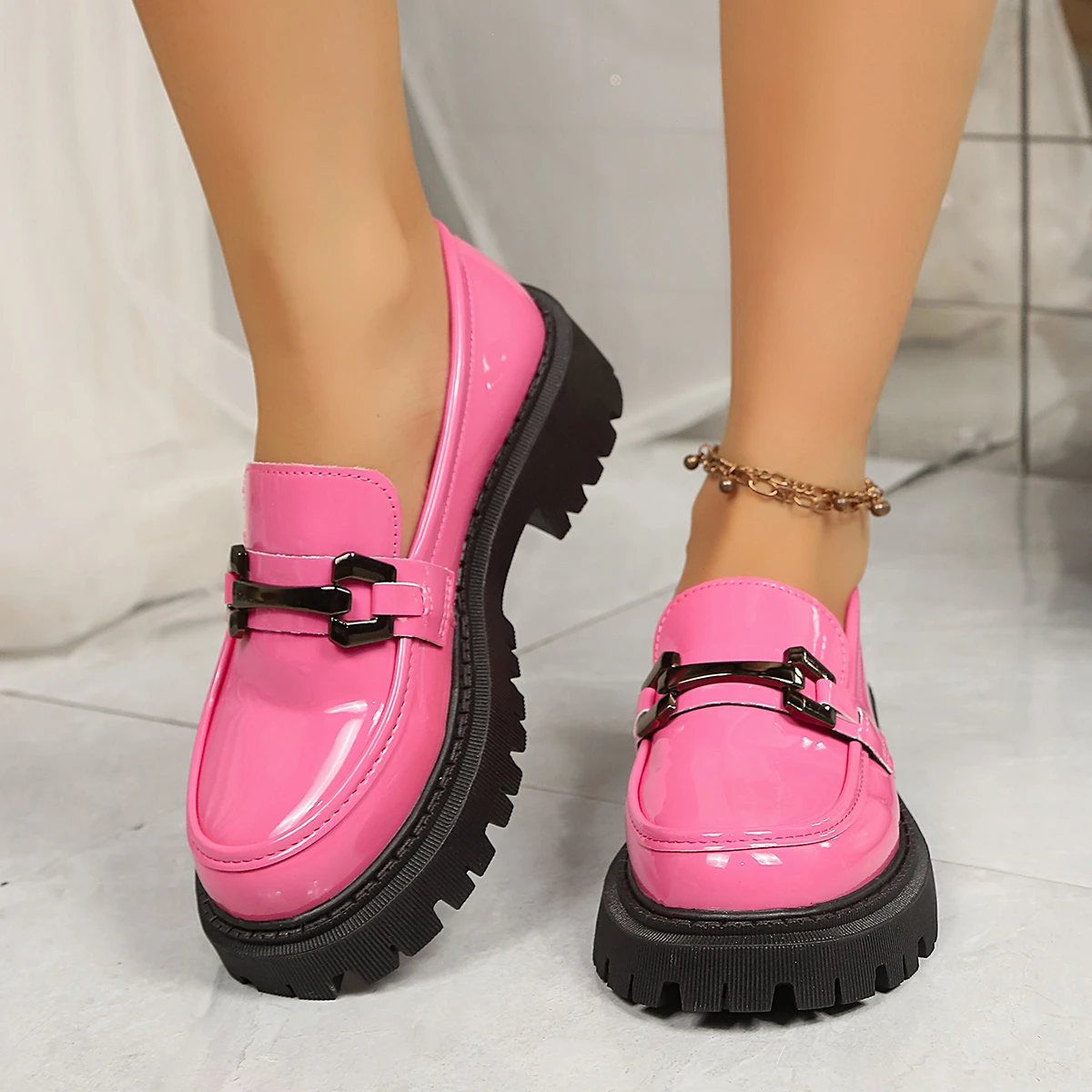 Spring and Autumn Elegant Round Toe Sexy Casual Loafers Fashionable New Comfortable Plus Square Root Women's Shoes