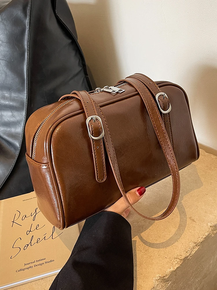 Fashionable Textured Women's Underarm Square Bags Autumn Large Capacity Versatile Handbags High Quality Shoulder Bag