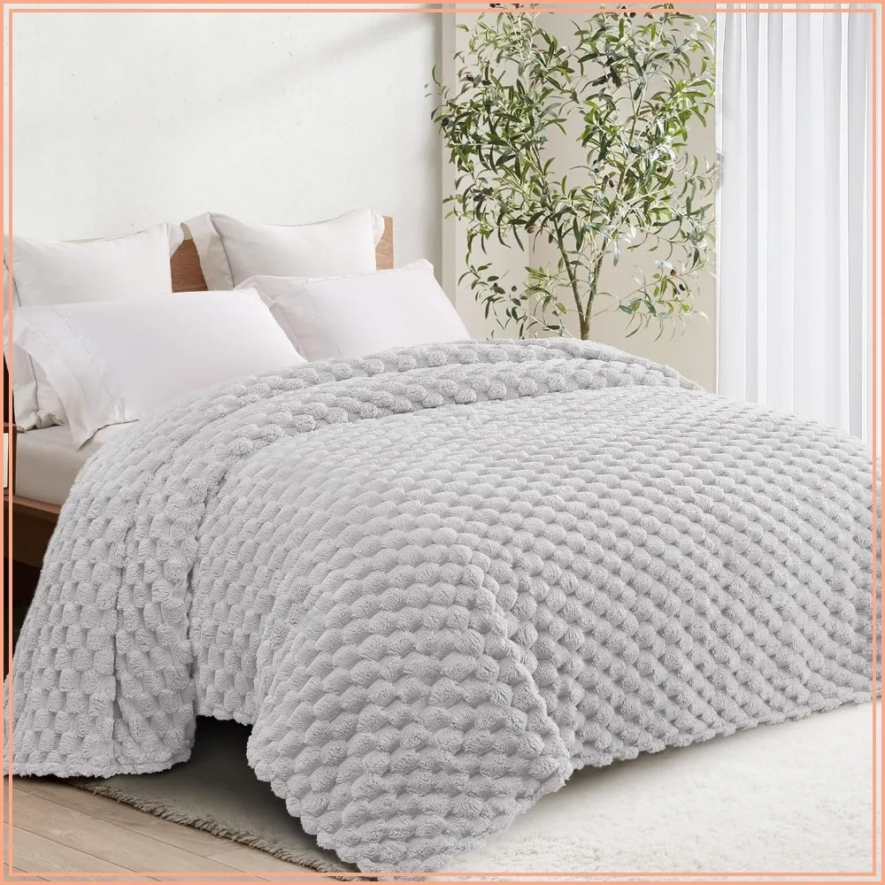 Luxury Super Soft Fleece Queen Blanket, Lightweight Breathable Summer Bedspread, 3D Jacquard Cozy Plush Decorative Throw, 90x90 Inch, Light Grey