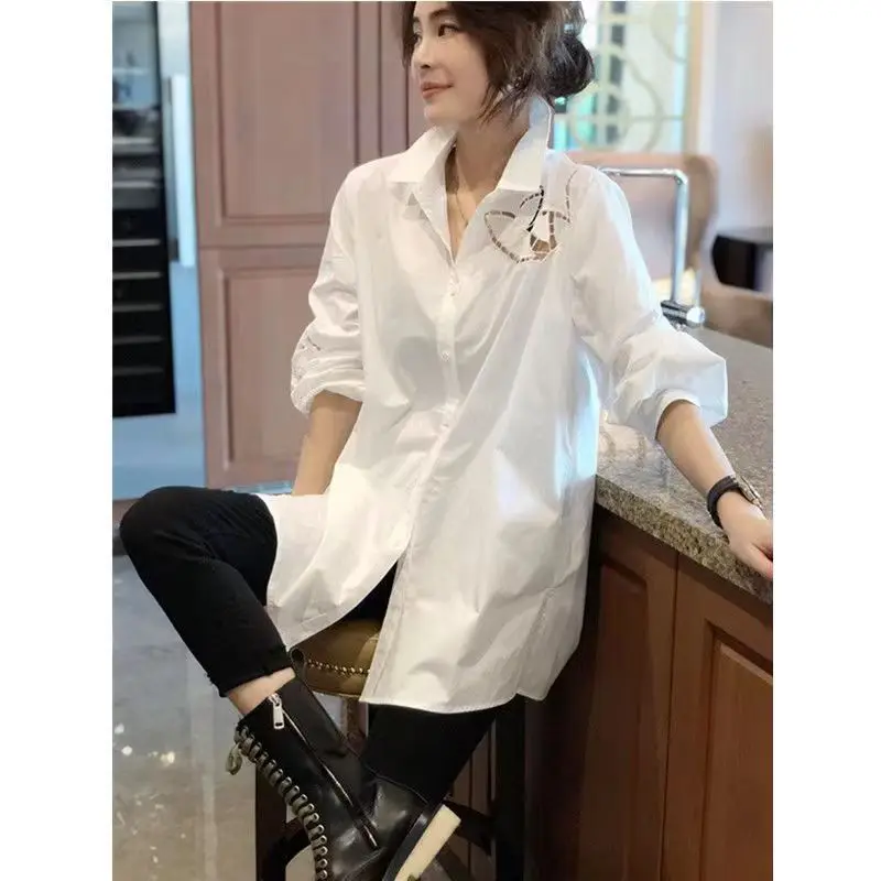 

Белая вышивка, свободная посадка, защита от солнца, повседневная длинная свеч Ne, смесь полиэстера на пуговицах, новинка...