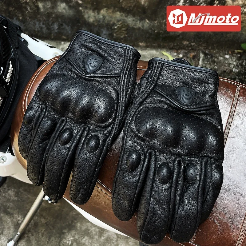 Perforated vintage leather black motorcycle gloves men summer motorbike riding gloves touch screen motocross Moto biker glove