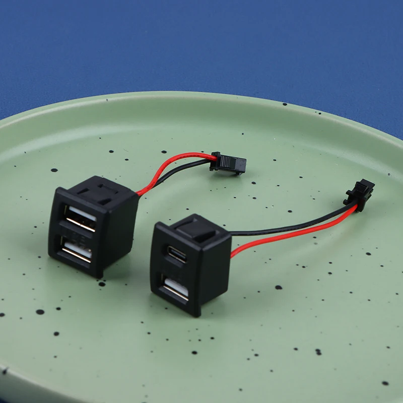 

1Pc USB Female Base Type-C Black Double-Layer Socket USB A Female Lamp Charging Socket Power Socket With Cable Connector