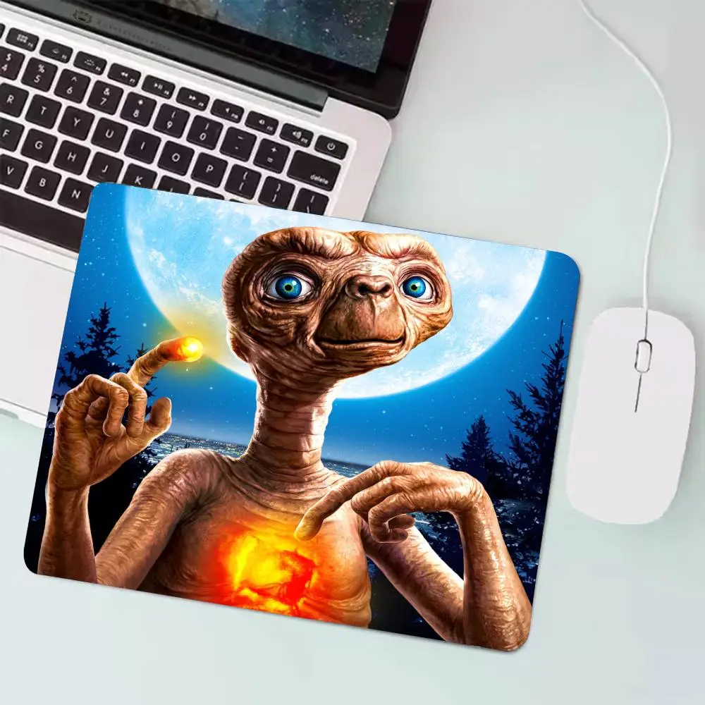 

E.T коврик для мыши ПК компьютерный коврик для мыши ноутбук мышь коврик для мыши коврик для письменного стола оптовая продажа офисные аксессуары 21x26 25x30 см