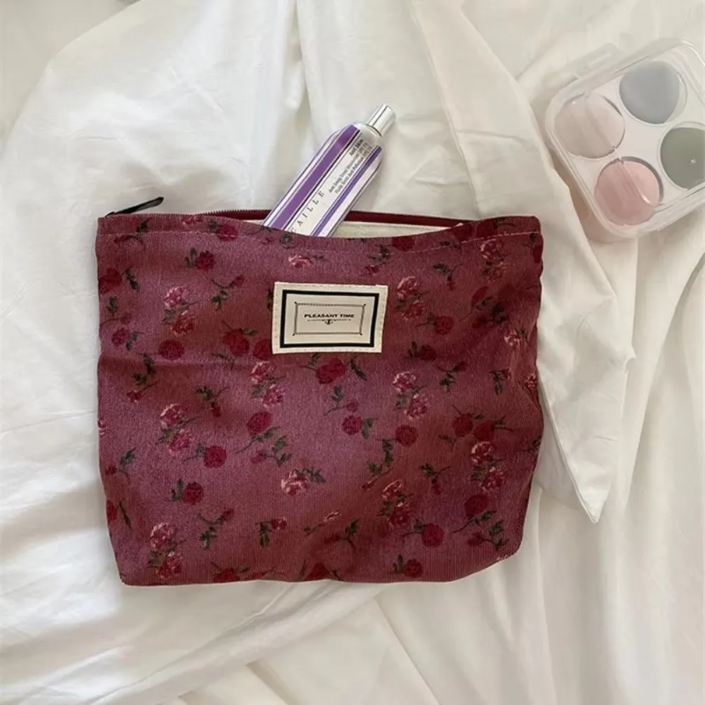 

Retro Corduroy Cosmetic Bag Flower Large Capacity Wash Bag Handheld Travel Storage Bag Beauty Storage